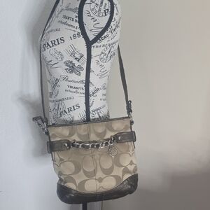 Coach Metallic Dark Brown & Tan Monogram Crossbody Bag W/ Chain (EUC)✨️🤎✨️